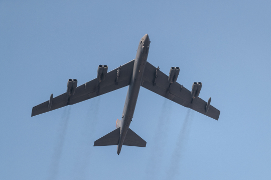 "B-52H Stratofortress".