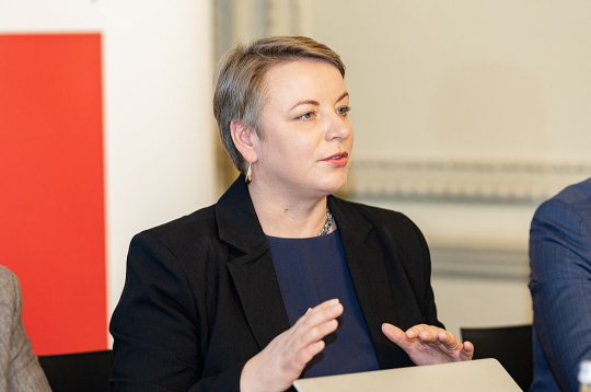 "Mežotnes pili vēlamies izveidot par Rundāles pils muzeja filiāli," saka Rundāles pils muzeja direktore Laura Lūse.