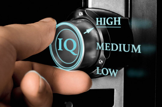 Vidējais statistiskais IQ atbilst 100 ballēm. Rādītājs, kas augstāks par 130 ballēm, liecinot par ļoti labām prāta spējām, virs 140 – par izcilām, bet zemāks par 70 apliecinot to, ka konkrētajai personai ir izteikta prāta atpalicība.