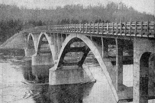 Siguldas tilts tapšanas procesā 1937. gada sākumā.