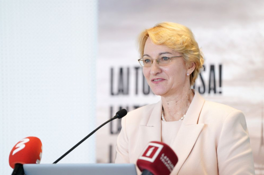 Izglītības un zinātnes ministre Dace Melbārde. 