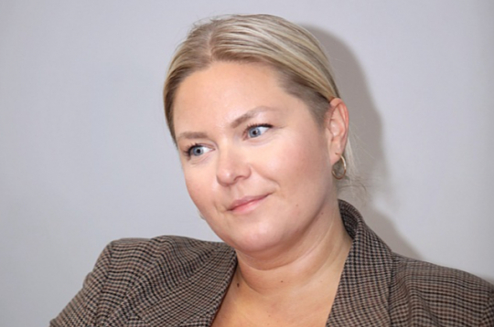 Paula Pļavniece: "Nebaidos no tā, ka var gadīties, ka visu nākas darīt pašai, pat šajā apstāklī mīt jauks radošums un brīvība."