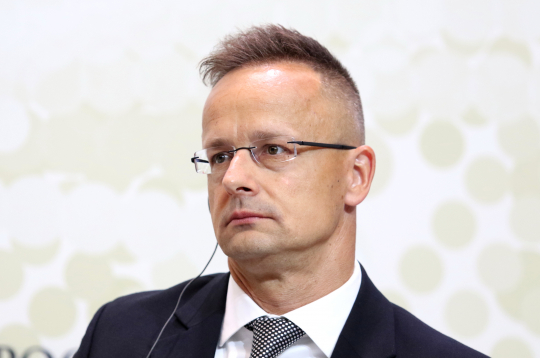 Ungārijas ārlietu ministrs Pēters Sījārto.