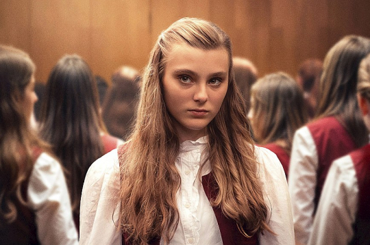 Katerina Falbrova čehu režisora Ondreja Provazníka filmā "Broken Voices".