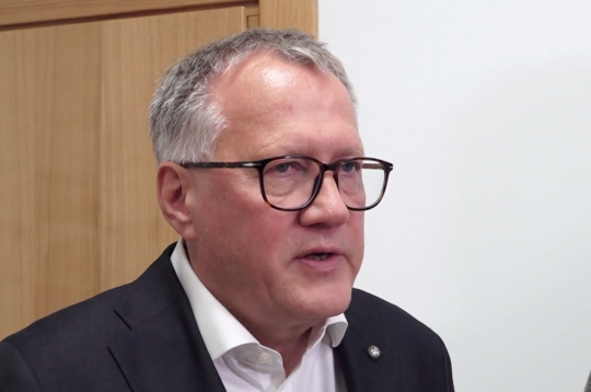 Finanšu ministrs Arvils Ašeradens.