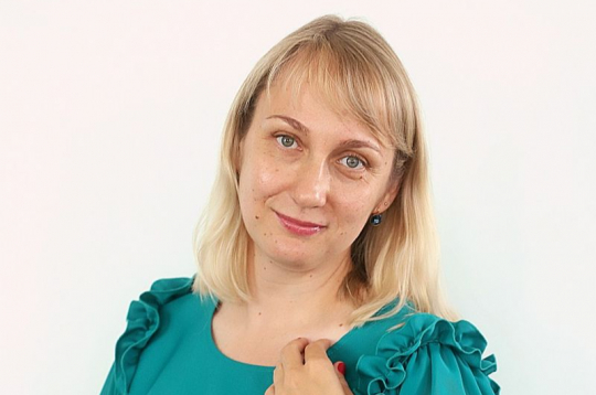 Sanita Strautniece: "Esmu diezgan sistemātisks cilvēks, man patīk, ka ir zināma kārtība, viena lieta seko otrai, arī pa manuskriptiem nemētājos."