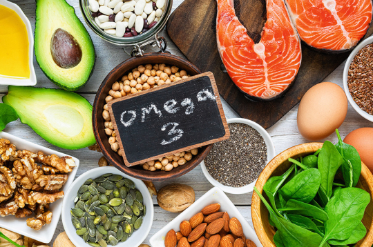 Augsta blīvuma holesterīna līmeni var paaugstināt, uzturā iekļaujot produktus, kas satur omega-3 taukskābes.