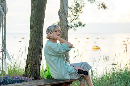 Anita Jansone-Zirnīte: "Man patīk viss, ko daru pie darbagalda, uzrakt puķu dobi un izmazgāt grīdu. Patīk izlasīt grāmatu un aiziet uz labu koncertu."