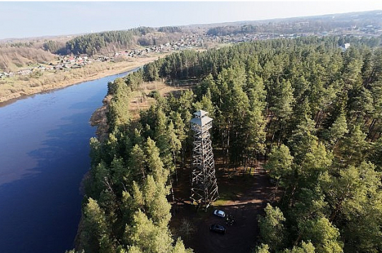 Priedaines skatu tornis Krāslavā.