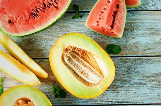 Arbūzi un melones.