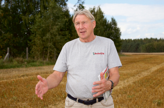 Ivars Ādamsons: "Saimnieki, kuri augus labi baroja, aizvadītajā sezonā izaudzēja labu ražu. Vien daba neļauj to novākt."