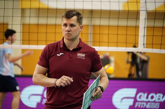 Igauņu volejbola speciālists Rainers Vasiļjevs labprāt būtu palicis pie Latvijas izlases stūres, tomēr nespēja atrast kopsaucēju ar Latvijas Volejbola federāciju par sadarbības turpināšanu.
