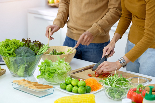 Zarnu mikrobiomam īpaši labvēlīga ir Vidusjūras diēta. Zarnu mikrobiomam īpaši labvēlīga ir Vidusjūras diēta.