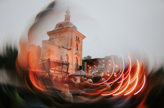 Valmiermuižas etnomūzikas festivāls. Valmiermuižas etnomūzikas festivāls.