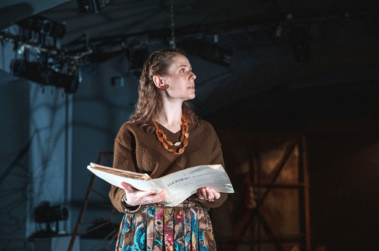 Sanitu Paulu juristes Ritas Aksenokas lomā vada gribasspēks un emocionāla jauda. Sanitu Paulu juristes Ritas Aksenokas lomā vada gribasspēks un emocionāla jauda.