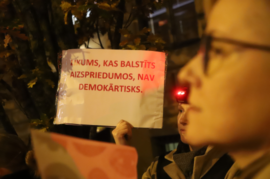 Protests pret izstāšanos no Stambulas konvencijas.