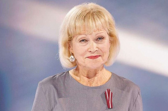 Advokāte Anna Nore, kuru plašāka sabiedrība iepazina Rusiņa vardarbības lietā, pagājušā gada 18. novembrī saņēma balvu "Latvijas lepnums 2024" nominācijā "Vairāk, nekā prasa pienākums". Advokāte Anna Nore, kuru plašāka sabiedrība iepazina Rusiņa vardarbības lietā, pagājušā gada 18. novembrī saņēma balvu "Latvijas lepnums 2024" nominācijā "Vairāk, nekā prasa pienākums".