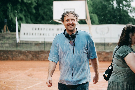 Dzintars Dreibergs: "Es tiešām primāri taisu filmas mums pašiem. Protams, ja šis stāsts tālāk aizies pasaulē, būšu ļoti pagodināts."