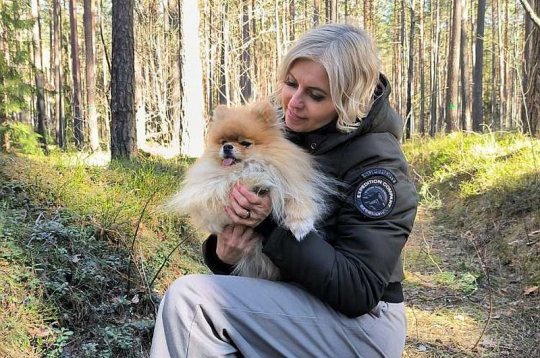 Jēkabpiliete Anta Ligere ar špicu Semīti.