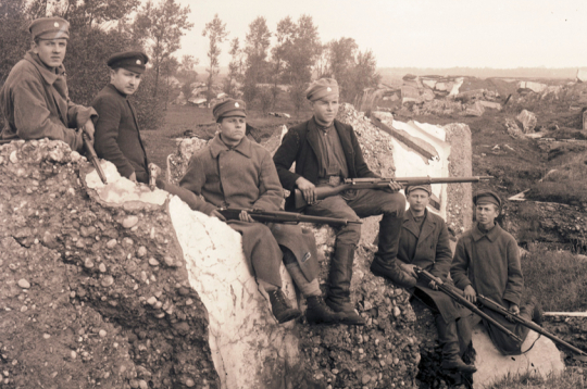 Liepājas garnizona karavīri Kara ostas fortos. 1919. gada rudens. 