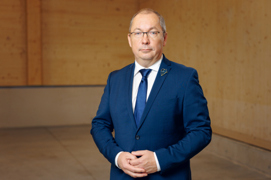 AS "Latvijas Finieris" padomes priekšsēdētājs Uldis Biķis.