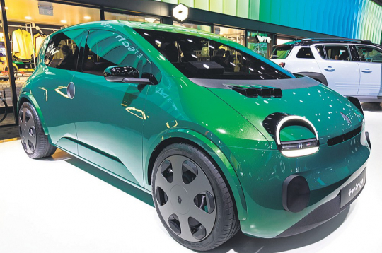 "Renault Twingo" – vēl viens pareizs pilsētnieks ar cenu zem 20 000. Un nav no Ķīnas... "Renault Twingo" – vēl viens pareizs pilsētnieks ar cenu zem 20 000. Un nav no Ķīnas...