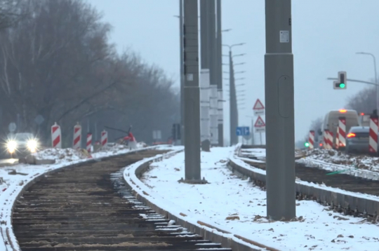 Pagarinātajā 7. tramvaja līnijā izbūvēti jau 95% sliežu. Pagarinātajā 7. tramvaja līnijā izbūvēti jau 95% sliežu.