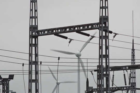 Enerģētikas uzņēmumu pārstāvji uzsver, ka jaunā birža vairāk ietekmēs tirgotājus un tehniskos procesus, nevis mājsaimniecību rēķinus. 