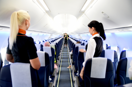 Aviokompānijas "SmartLynx Airlines" jaunā Boeing 737 MAX 8 lidmašīna lidostā "Rīga".