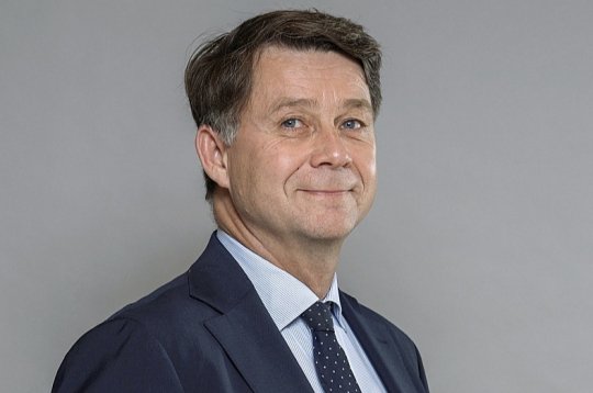 Dāniels Ulsons Zviedrijas vēstnieks Latvijā.