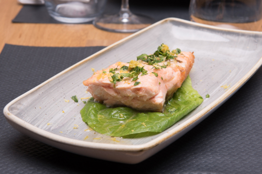 Lasis ar pesto. Lasis ar pesto.