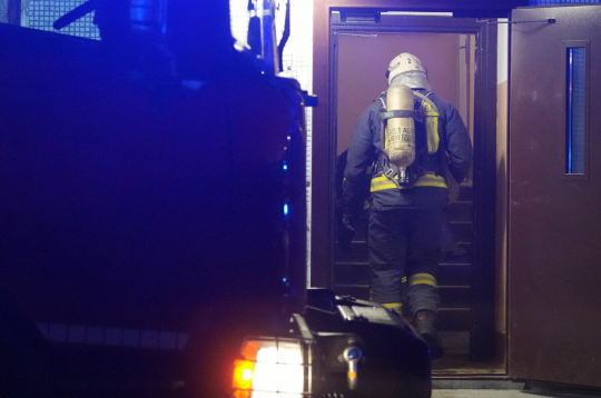 Ugunsdzēsējs. Ilustratīvs foto. Ugunsdzēsējs. Ilustratīvs foto.