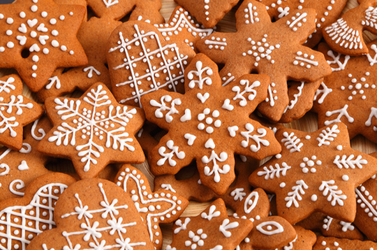 Piparkūkas ar karamelizētu cukuru.