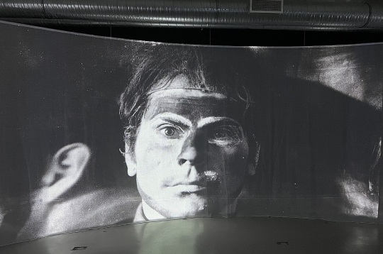 Līdz sestdienai, 6. decembrim, LKA Latvijas Kino muzejā apskatāma izstāde "Podnieka laiktelpa".