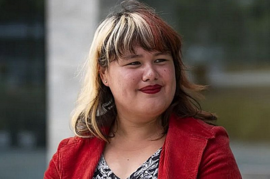 Veronika Kliforda Karlosa.