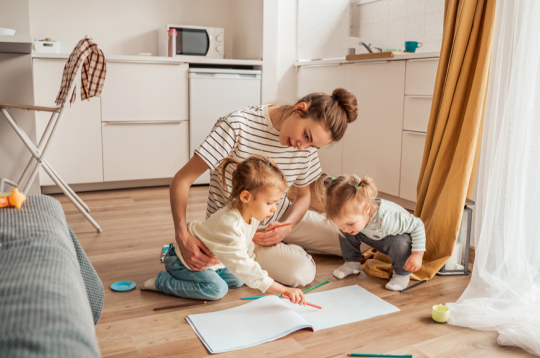 CSP dati iezīmē visai skaudru ainu. Latvijā
solo māšu ģimeņu ir gandrīz piecreiz vairāk nekā solo tēvu.
