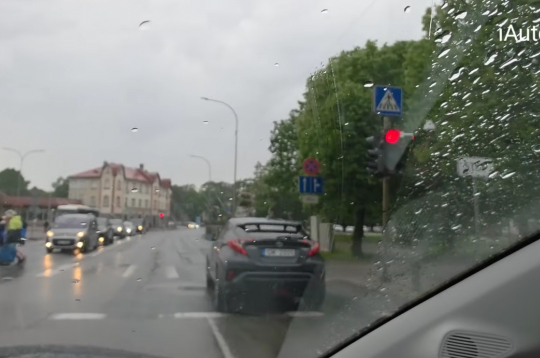 Vieta, kur atrodas strīdīgā kamera.