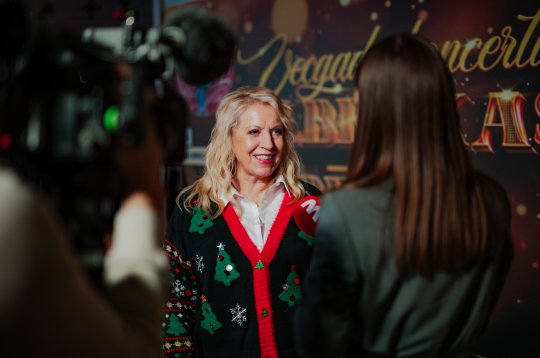 Dziedātāja Olga Rajecka prezentē klipu, plati un koncertus.