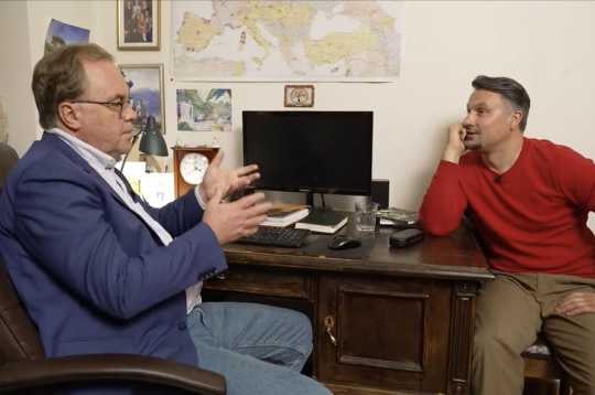 Astrologs Andris Račs un aktieris Andris Bulis. Astrologs Andris Račs un aktieris Andris Bulis.