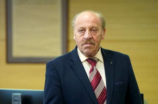 Rīgas domnieks un bijušais Saeimas deputāts Jakovs Pliners ("Stabilitātei").