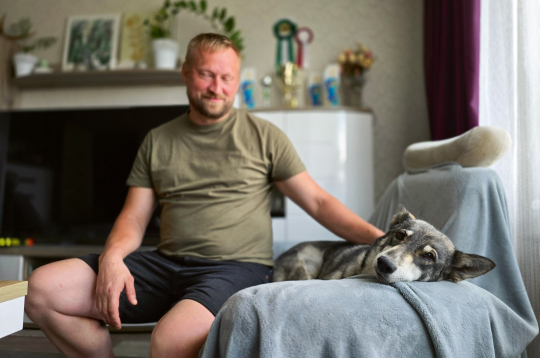 Vitālijs ar Gerdu mājās, Liepājā.