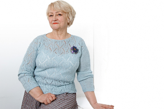 Džemperis mežģīņu adījumā.