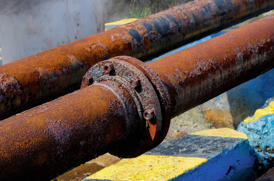 Rūpniecībā, būvniecībā un transportā plaši izmantotā dzelzs diemžēl joprojām palikusi neizturīga pret mitruma un gaisa iedarbību.