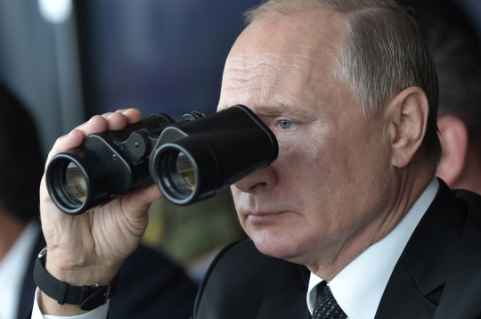 Kara noziedznieks Vladimirs Putins.