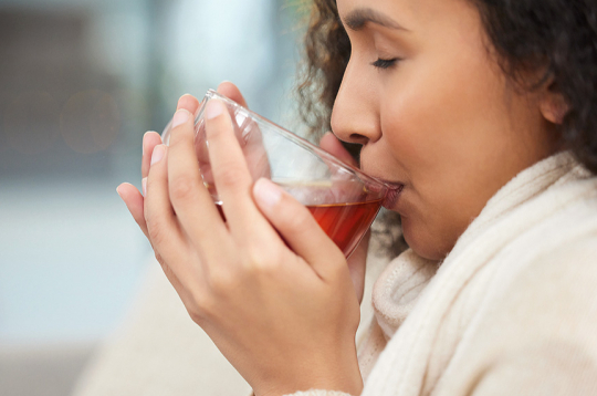 Zāļu tējas var lietot vienas pašas kā monoaugus, tomēr daudz efektīvāk ir dzert tēju maisījumus.