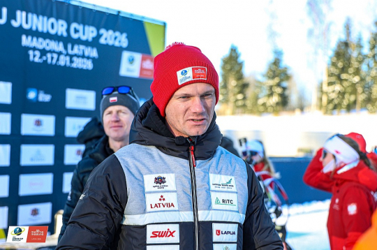 Talsu novada sporta skolas direktors Kaspars Sakniņš LBF vada četrus gadus un var būt gandarīts, ka Milānas un Kortīnas olimpiskajās spēlēs pirmo reizi kopš 2010. gada Latvija biatlonā būs pārstāvēta ar stafetes komandu gan vīriešu, gan sieviešu konkurencē.