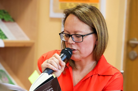 Sarmīte Trūpa: "Lai rakstītu, man ir vajadzīgs klusums un sava telpa." Vācijā dzīvojošās latgaliešu rakstnieces Sarmītes Trūpas debijas darbs tapis trīsdesmit gadu laikā.