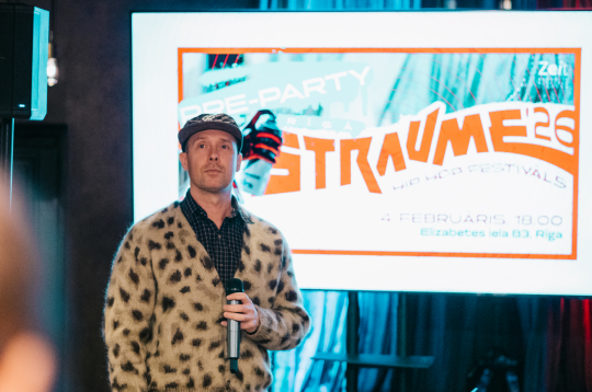 Reperis Gustavo festivāla "Straume" ieskandināšanas pasākumā.