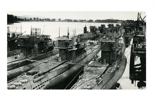 Vācu zemūdene Londonderijas ostā.