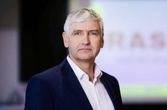 Jānis Lapsa, SIA "Zaļā josta" valdes priekšsēdētājs: "Esam gandarīti par projekta rezultātiem, jo izdevies vairākkārtīgi pārsniegt projekta sākotnēji izvirzīto mērķi – mazināt vidē nonākušo izsmēķu apjomu par vismaz 10%."